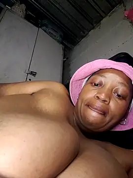 winterqueenx online show from 12-20-25, 10:56