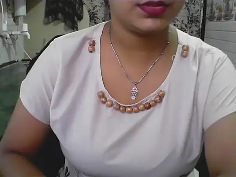 LovingPihu online show from 06-06-26, 05:12