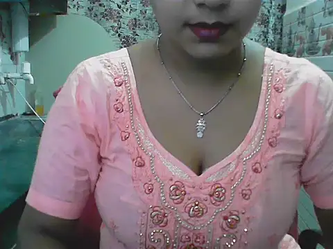 Snapshot of LovingPihu chatting on 05-26-26, 05:27 LovingPihu online show from 05-26-26, 05:27