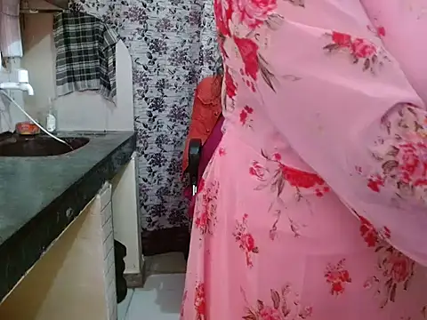 LovingPihu online show from 02-13-26, 05:29