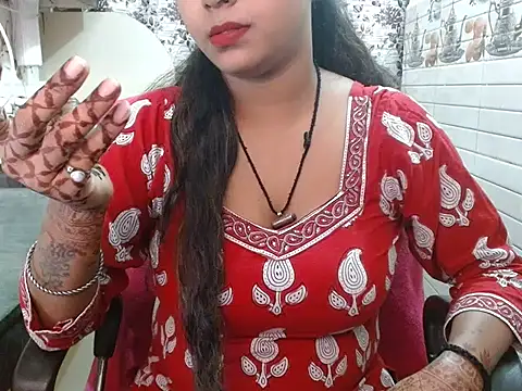 LovingPihu online show from 10-22-25, 05:40