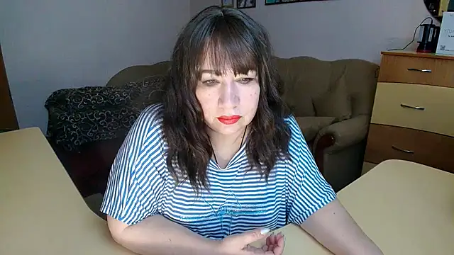 Lucretia Goldi  online show from 02-15-26, 11:58