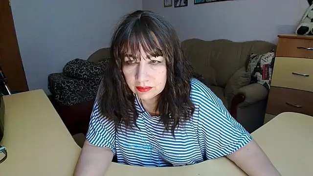 Lucretia Goldi  online show from 02-27-26, 10:42