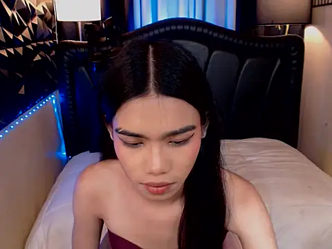 Snapshot of VerSexTs chatting on 06-20-26, 12:10 VerSexTs online show from 06-20-26, 12:10