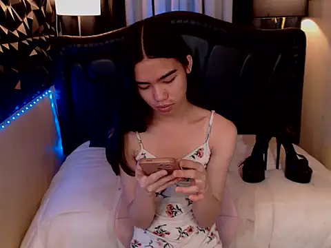Snapshot of VerSexTs chatting on 07-15-26, 01:29 VerSexTs online show from 07-15-26, 01:29