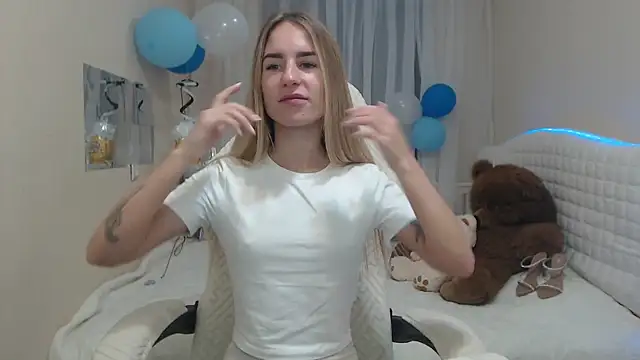 DeboraHorny online show from 10-03-25, 06:04