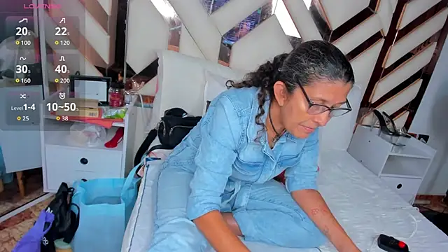 Keyla Milf online show from 01-06-26, 02:37