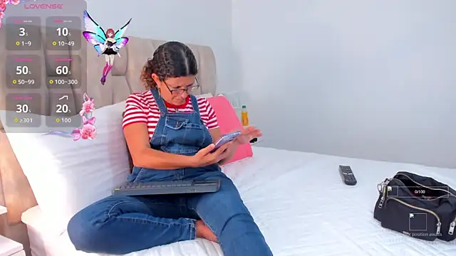 Keyla Milf online show from 11-22-25, 04:00