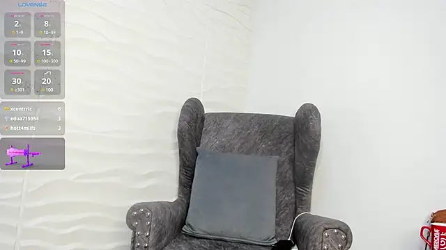 Snapshot of Keyla_Milf chatting on 02-18-25, 06:26 Keyla Milf online show from 02-18-25, 06:26
