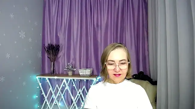 queen a n i online show from 03-29-26, 08:27