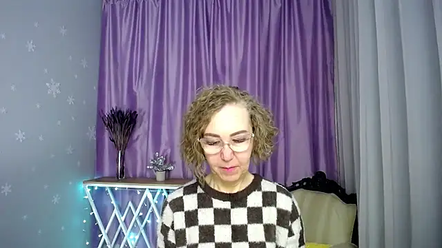 queen a n i online show from 05-12-26, 09:48