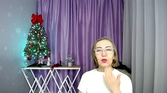 queen a n i online show from 02-28-26, 08:03