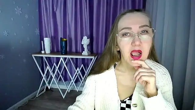 queen a n i online show from 03-05-25, 09:27