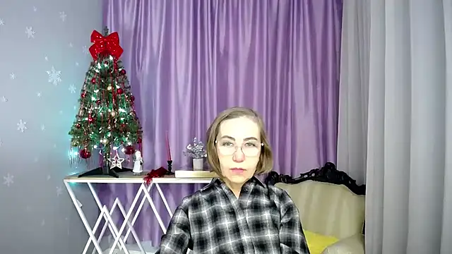 queen a n i online show from 03-06-26, 06:30