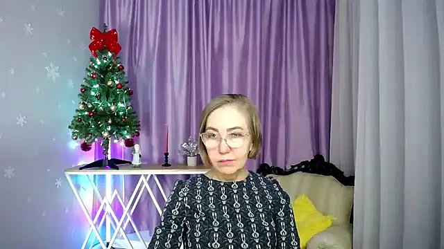 queen a n i online show from 12-23-25, 10:25