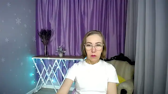 queen a n i online show from 03-22-26, 08:27