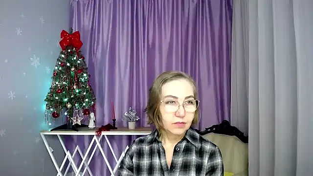 queen a n i online show from 02-25-26, 06:24