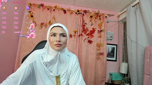 Snapshot of DarshaKhemu chatting on 11-07-25, 08:57 DarshaKhemu online show from 11-07-25, 08:57