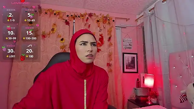 Snapshot of DarshaKhemu chatting on 02-14-25, 08:48 DarshaKhemu online show from 02-14-25, 08:48