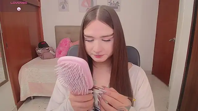 Miley Baker online show from 11-29-25, 03:34