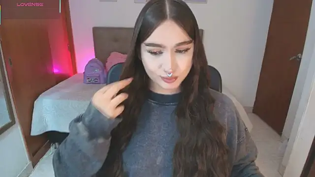 Miley Baker online show from 04-18-26, 01:13