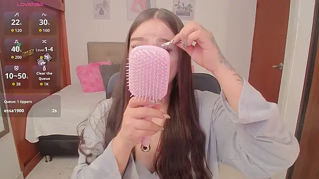 Miley Baker online show from 10-07-25, 03:57