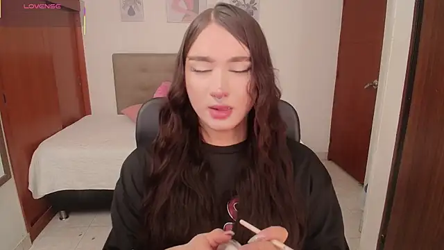 Miley Baker online show from 01-10-26, 02:45