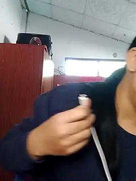 Snapshot of NannyNannybabe chatting on 12-25-24, 01:10 NannyNannybabe online show from 12-25-24, 01:10