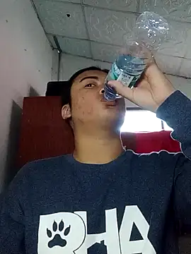 Snapshot of NannyNannybabe chatting on 01-03-25, 01:16 NannyNannybabe online show from 01-03-25, 01:16