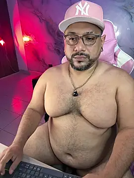 Snapshot of jacoob_woods chatting on 05-22-26, 12:14 jacoob woods online show from 05-22-26, 12:14