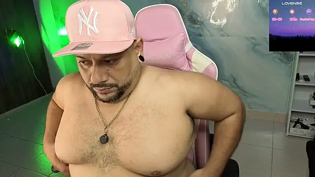 Snapshot of jacoob_woods chatting on 05-06-26, 03:16 jacoob woods online show from 05-06-26, 03:16
