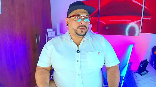Snapshot of jacoob_woods chatting on 09-18-25, 03:48 jacoob woods online show from 09-18-25, 03:48