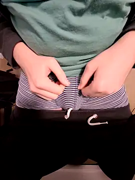 Sissy Tim online show from 11-24-25, 11:54