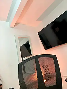 kem hott online show from 09-17-25, 05:42