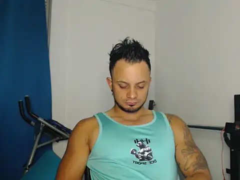 Snapshot of JacobJamess chatting on 10-18-25, 02:35 JacobJamess online show from 10-18-25, 02:35