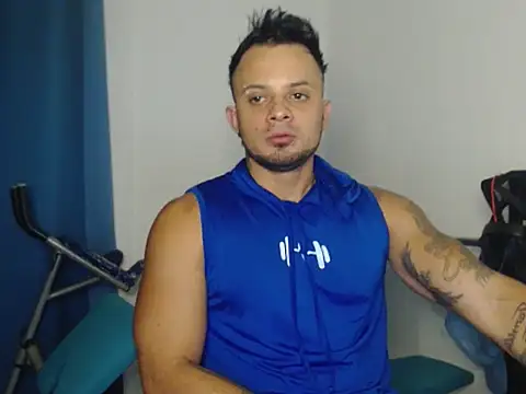 Snapshot of JacobJamess chatting on 10-24-25, 01:04 JacobJamess online show from 10-24-25, 01:04