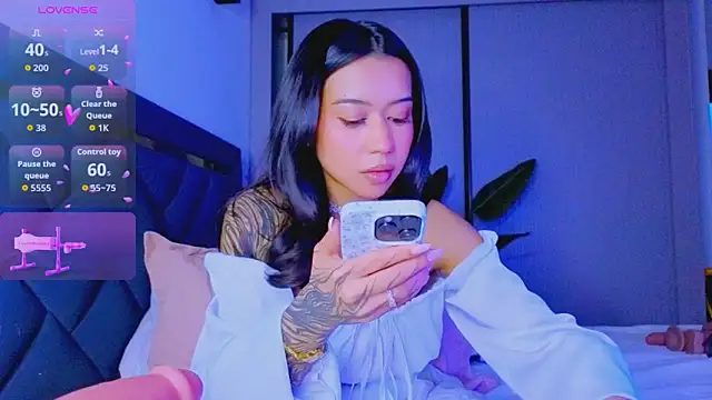 Mia Tin online show from 02-27-26, 06:52