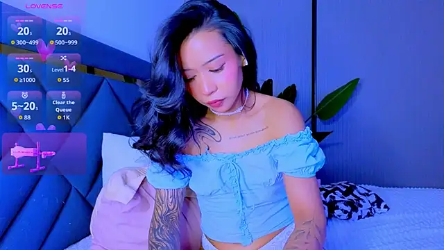 Mia Tin online show from 03-26-26, 07:23