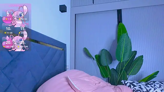 Mia Tin online show from 09-27-25, 03:40