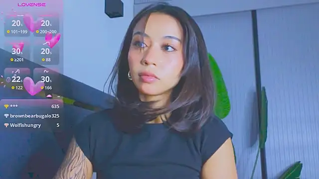 Mia Tin online show from 09-18-25, 02:53