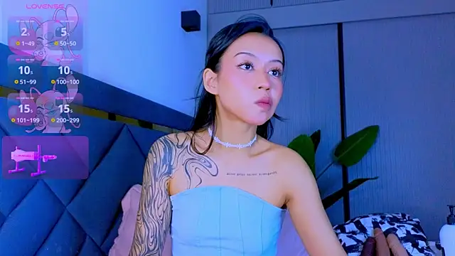 Mia Tin online show from 04-05-26, 05:41