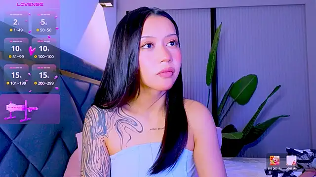 Snapshot of Mia_Tin chatting on 06-10-26, 03:13 Mia Tin online show from 06-10-26, 03:13