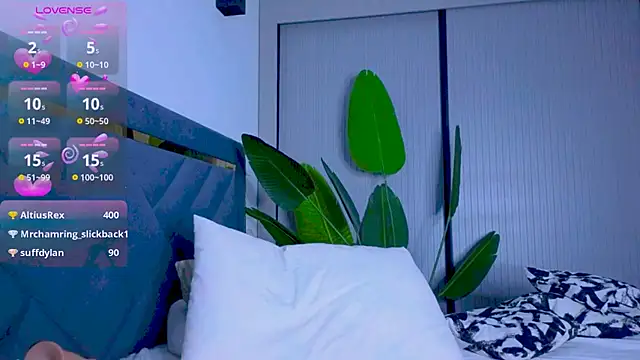 Mia Tin online show from 09-20-25, 01:05