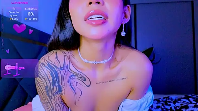 Mia Tin online show from 03-28-26, 05:25