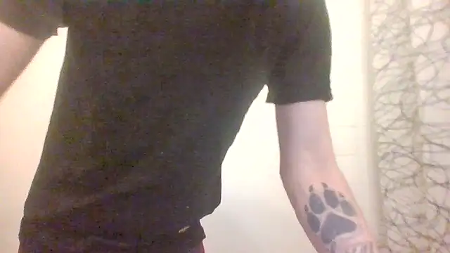 kingdennis6666 online show from 10-29-25, 05:17