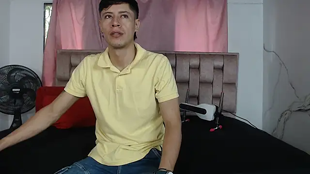 Sexytaty2022 online show from 03-28-26, 12:50