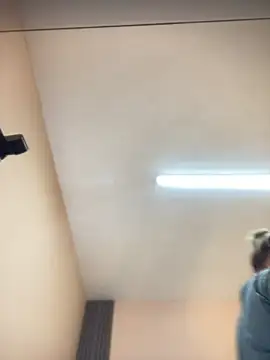 EYMI TOMSOM online show from 11-04-25, 10:41