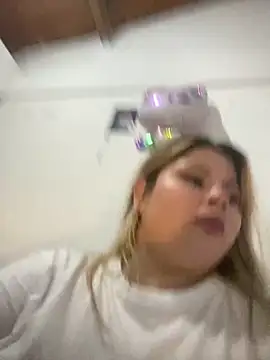 EYMI TOMSOM online show from 05-01-26, 12:48
