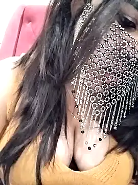 Alisha  Arora online show from 12-30-24, 04:29