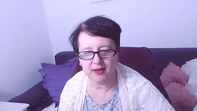 ChristaRose online show from 11-10-25, 02:38